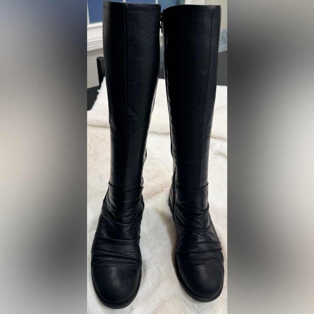 Black Miss Mooz knee boots
